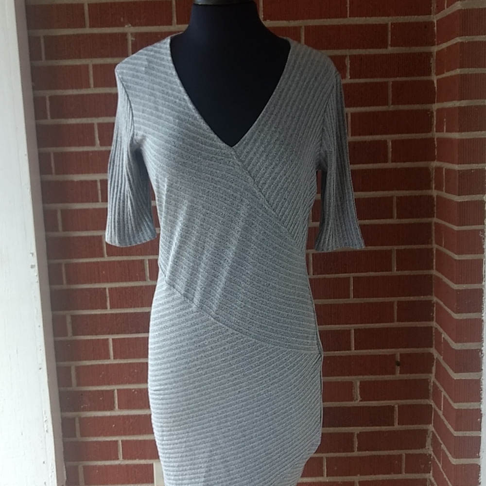 Candies XL gray dress.